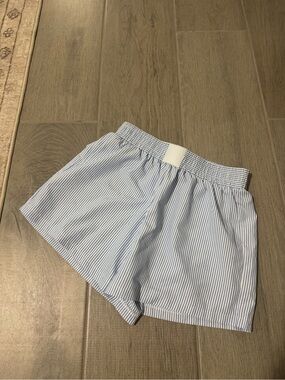 Light Blue Pinstripe Elastic Waist Women’s Shorts
